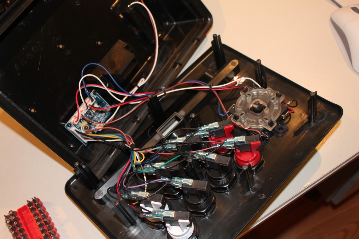 iCade Core box gutted